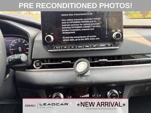 Used 2023 Mitsubishi Outlander SE Black Edition AWD/4WD image 23
