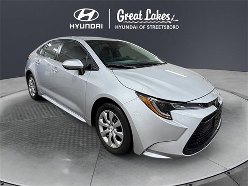 Used 2024 Toyota Corolla LE image 7