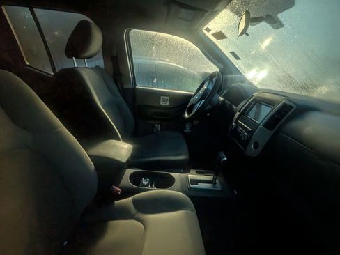 Used 2011 Nissan Xterra S image 9