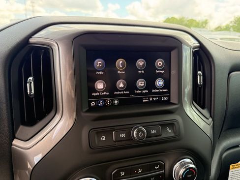 New 2026 GMC Sierra 2500 Pro w/ 1SA Pro Safety Plus Package AWD/4WD image 17