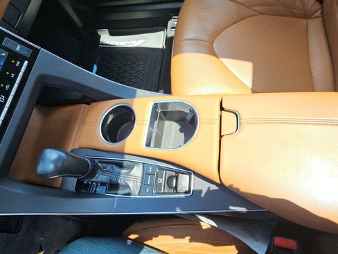 Used 2020 Toyota Avalon Limited w/ Advanced Safety Package FWD image 18