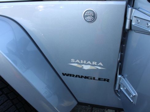 Used 2013 Jeep Wrangler Sahara w/ Connectivity Group image 16