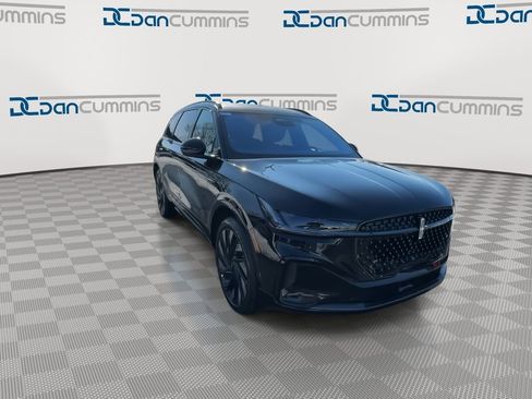 New 2026 Lincoln Nautilus Reserve w/ Jet Appearance Package image 2