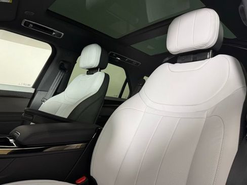 New 2026 Land Rover Range Rover Sport Dynamic SE AWD/4WD image 4