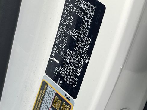 Used 2025 Kia Soul LX w/ LX Technology Package image 29