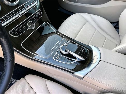 Used 2016 Mercedes-Benz C 300 Sedan image 15