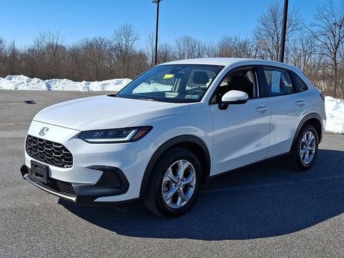 Used 2023 Honda HR-V LX image 6