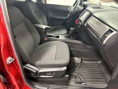 Used 2019 Ford Ranger XLT w/ Equipment Group 302A Luxury AWD/4WD image 13