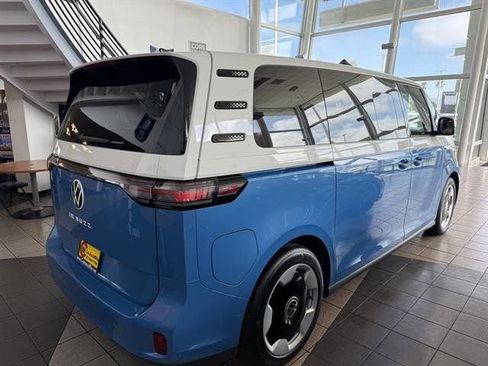 New 2025 Volkswagen ID. Buzz Pro S image 6
