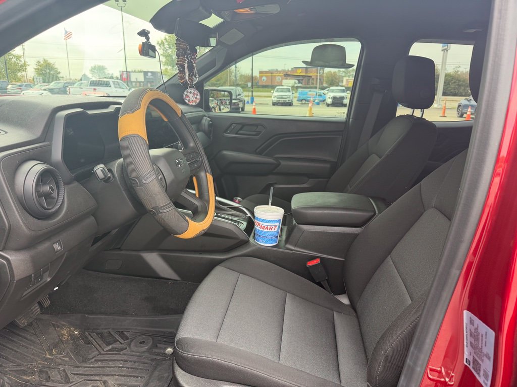 Used 2026 Chevrolet Colorado Trail Boss AWD/4WD image 5