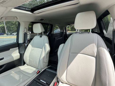 Used 2025 Honda Odyssey EX-L image 8