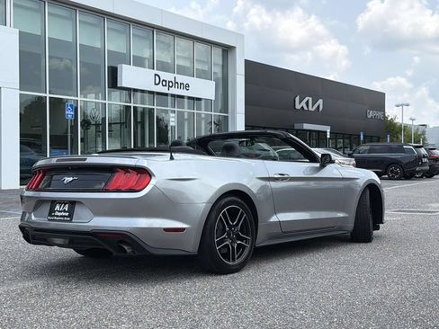 Used 2020 Ford Mustang Premium RWD image 31