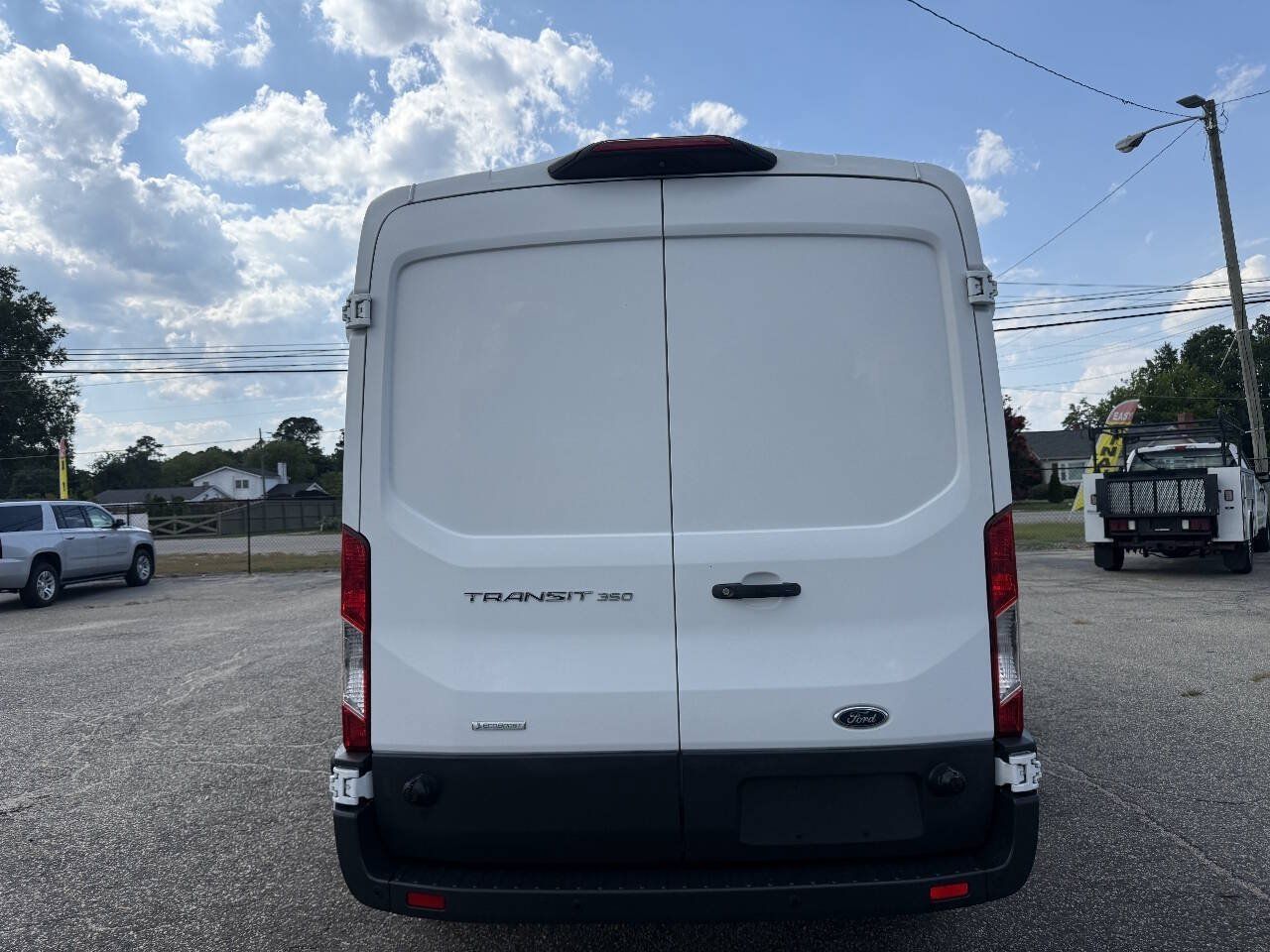 Used 2018 Ford Transit 350 148 Medium Roof RWD image 10