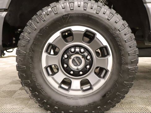 Used 2023 Ford F250 Lariat w/ Lariat Ultimate Package image 6