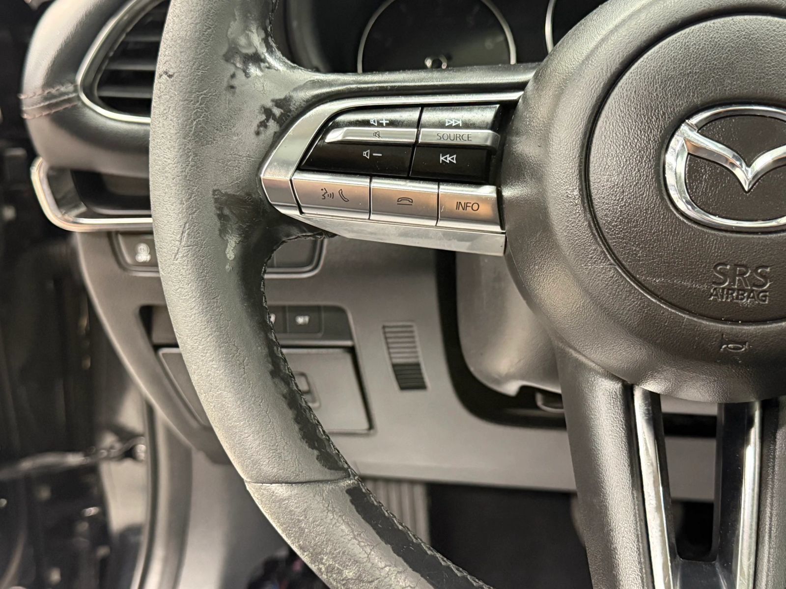 Used 2022 MAZDA MAZDA3 s FWD image 31
