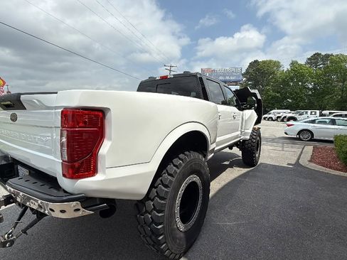 Used 2022 Ford F250 Lariat w/ Lariat Ultimate Package AWD/4WD image 69