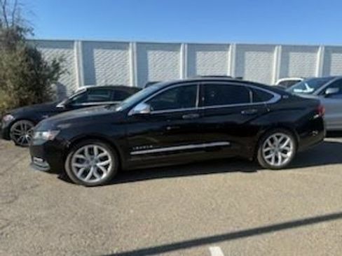 Used 2019 Chevrolet Impala Premier FWD image 3