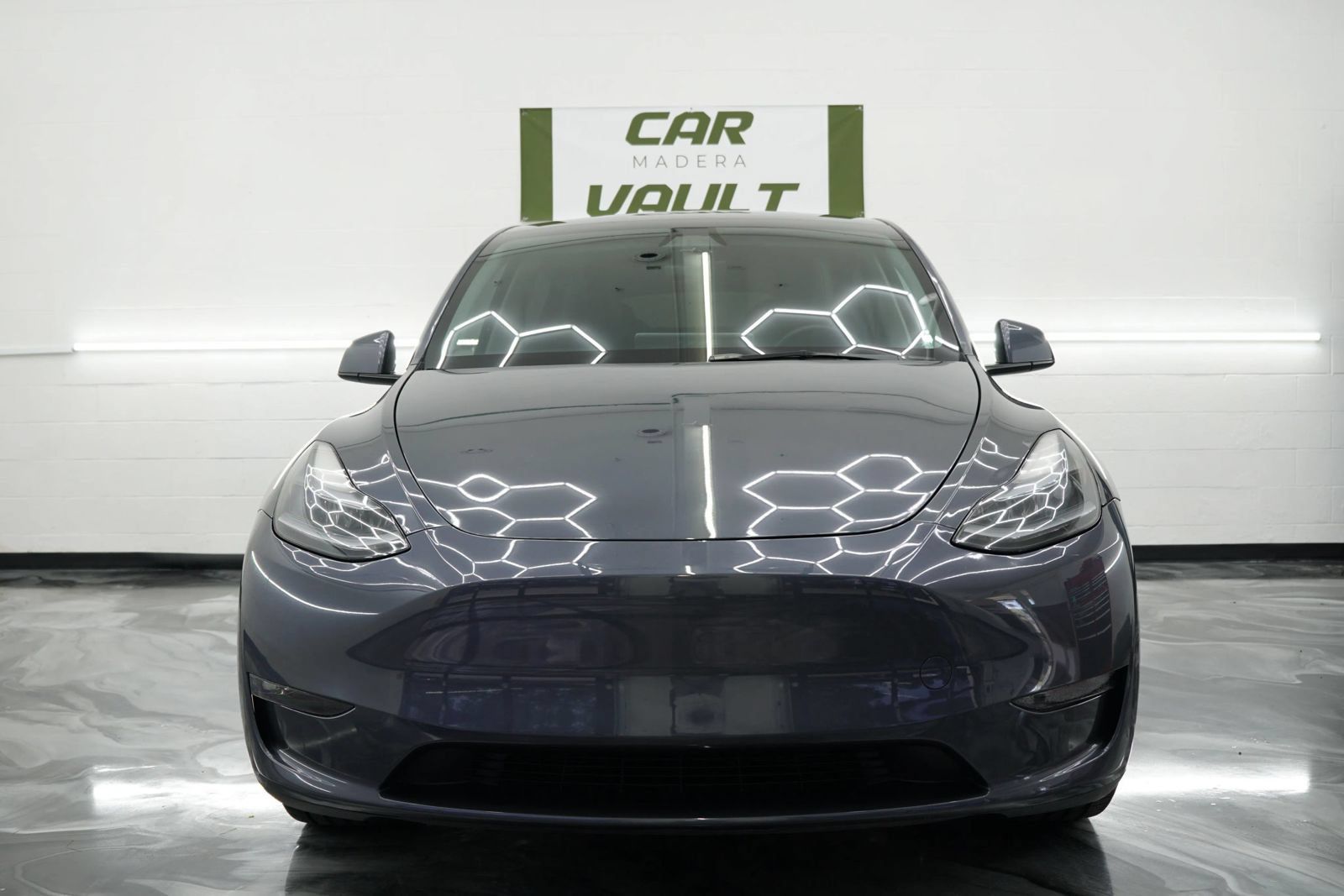 Used 2023 Tesla Model Y Long Range AWD/4WD image 3
