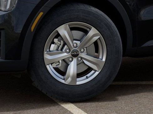 New 2026 Kia Sorento LX image 9