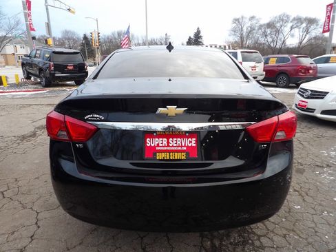 Used 2017 Chevrolet Impala LT image 4