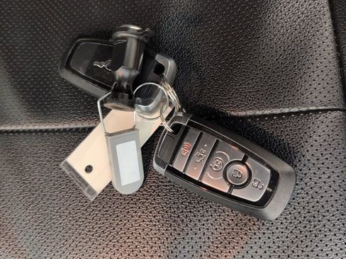 Used 2023 Ford Mustang Premium image 47