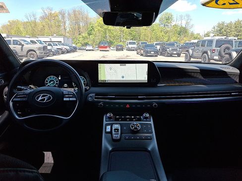 Used 2025 Hyundai Palisade Calligraphy AWD/4WD image 10