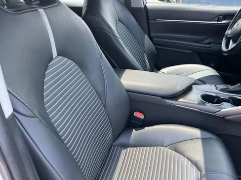 Used 2023 Toyota Camry SE w/ Convenience Package FWD image 28