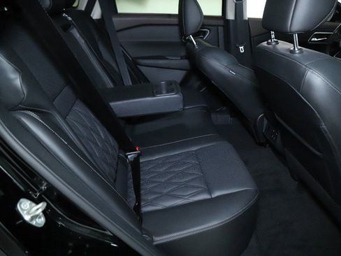 Certified 2023 Nissan Rogue Platinum w/ Platinum Premium Package image 37