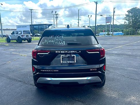 Used 2026 GMC Terrain Denali AWD/4WD image 5