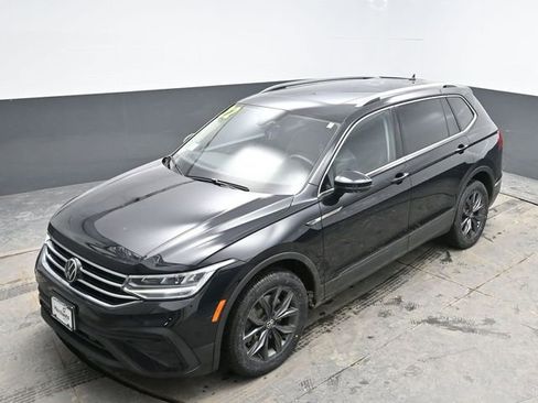 Used 2022 Volkswagen Tiguan SE image 27