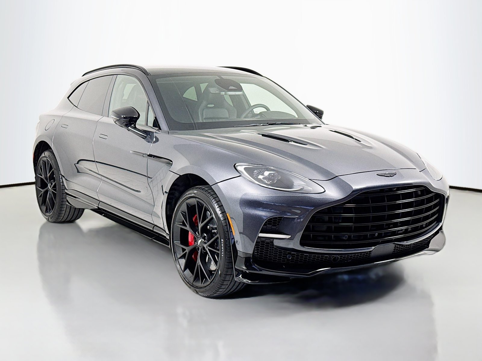 Used 2026 Aston Martin DBX 707 AWD/4WD image 1