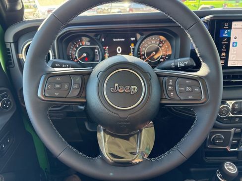 New 2026 Jeep Gladiator Sport AWD/4WD image 29