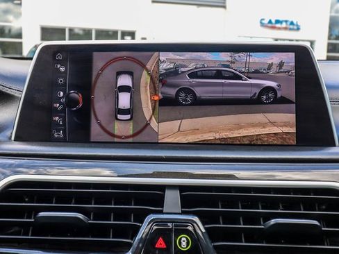 Used 2017 BMW 750i xDrive image 14