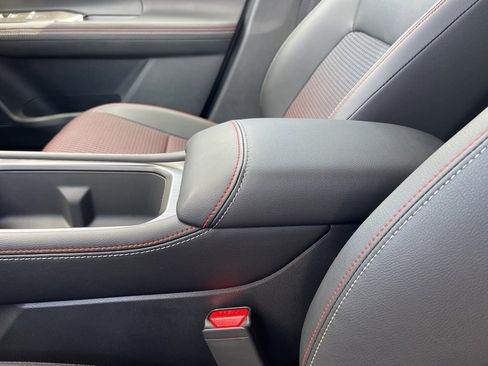 New 2026 Nissan Kicks SR w/ Cold Weather Package image 12