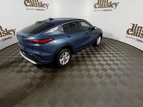 Used 2025 Buick Envista Preferred w/ Convenience I Package FWD image 8