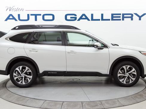 Used 2022 Subaru Outback Limited XT image 6