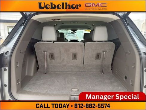 Used 2021 Chevrolet Traverse LT AWD/4WD image 11