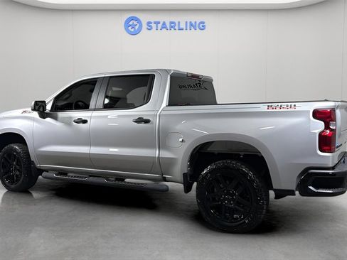 Used 2022 Chevrolet Silverado 1500 Custom Trail Boss w/ LPO, Dark Essentials Package image 4