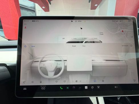 Used 2023 Tesla Model Y Long Range AWD/4WD image 21