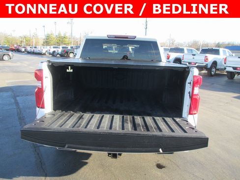 Used 2021 Chevrolet Silverado 1500 RST image 7