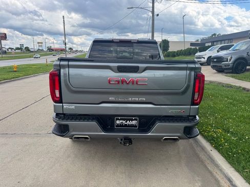 Used 2020 GMC Sierra 1500 AT4 w/ AT4 Premium Package AWD/4WD image 4