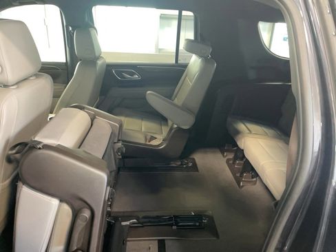 Used 2022 Chevrolet Suburban Z71 w/ Max Trailering Package image 22