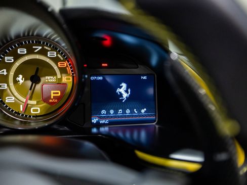 Used 2023 Ferrari 812 GTS image 53