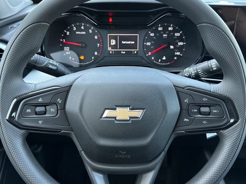 New 2026 Chevrolet Trax LS w/ LS Convenience Package FWD image 22