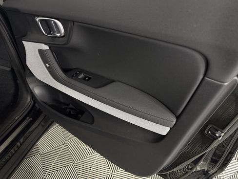 Used 2024 Polestar Polestar 2 image 35