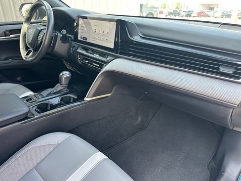 Used 2025 Toyota Camry SE w/ Multimedia Upgrade Package FWD image 29