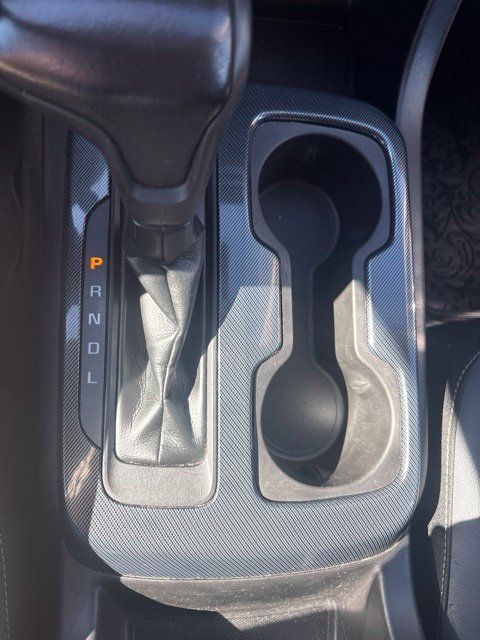Used 2018 Chevrolet Colorado Z71 AWD/4WD image 12