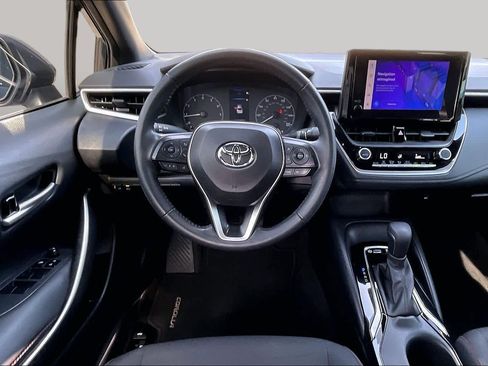 Used 2023 Toyota Corolla SE FWD image 6