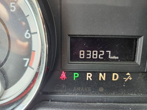 Used 2017 Dodge Grand Caravan SE FWD image 39