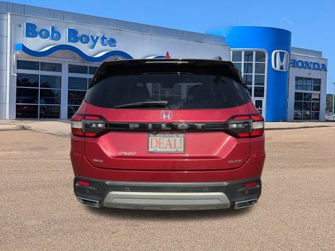 Certified 2023 Honda Pilot Elite image 6